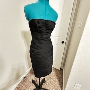 monique lhuillier black dress size 2